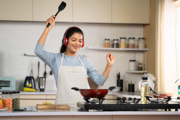 Expert Cooktop Repair Services in Delhi: Maintaining Your Kitchen Functional